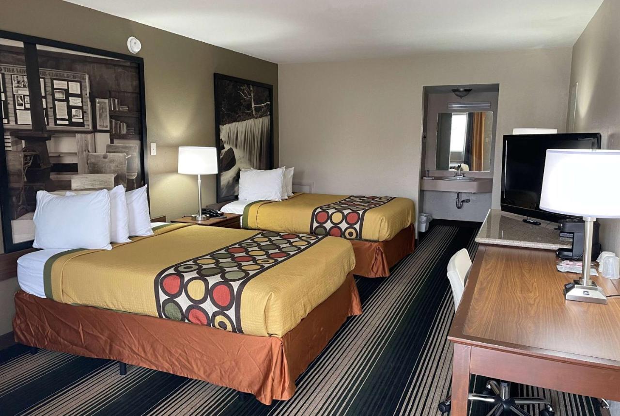 Deluxe Inn & Suites Junction City Esterno foto