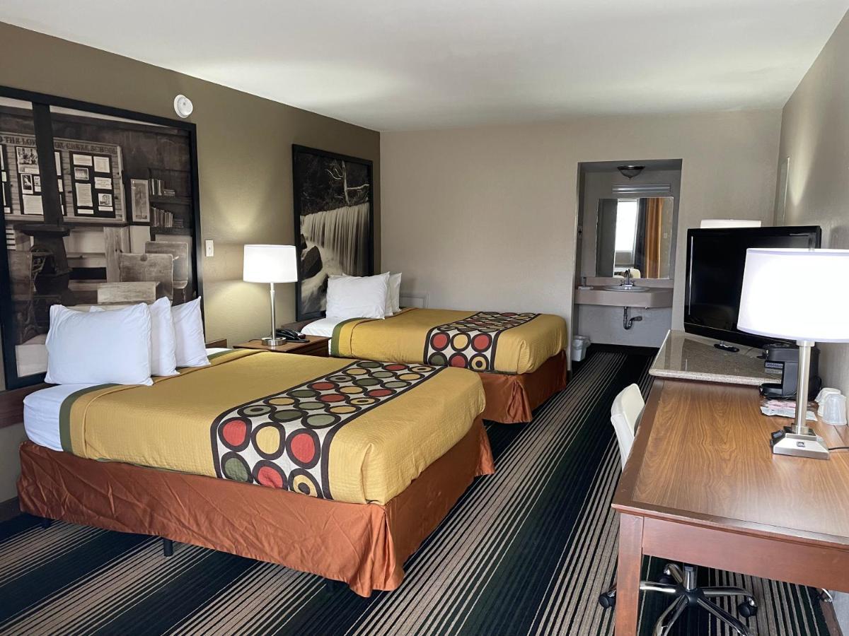 Deluxe Inn & Suites Junction City Esterno foto