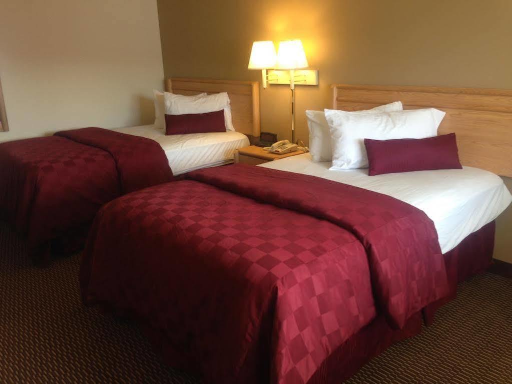 Deluxe Inn & Suites Junction City Esterno foto